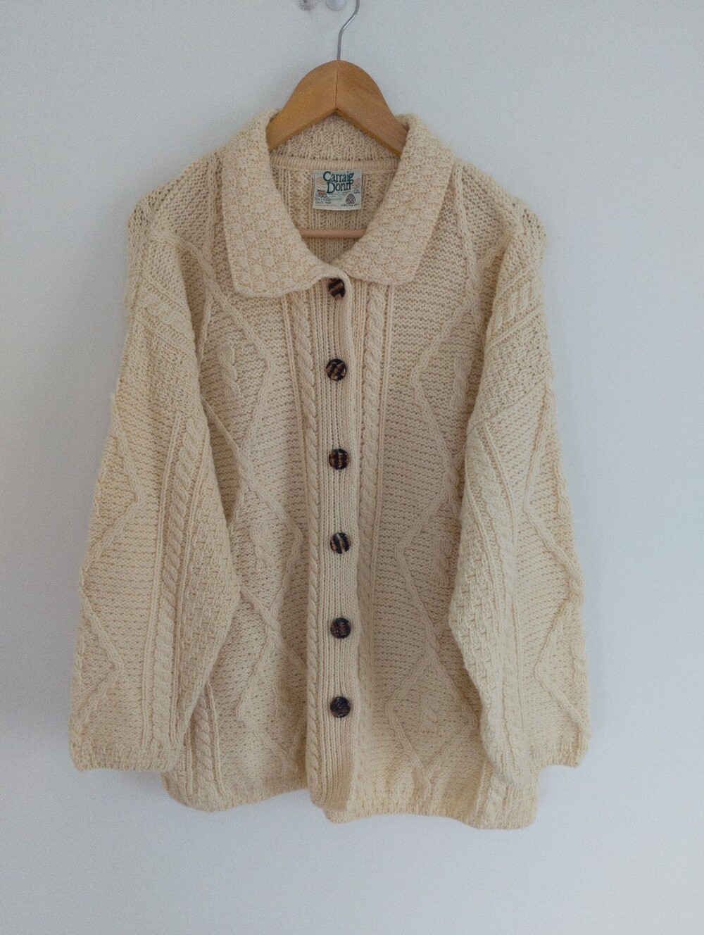 Carraig Donn Vintage Irish Wool Aran Cable Knit Collared Cardigan Sweater Medium